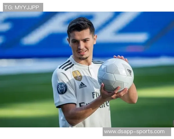 马卡报道迪亚斯今日重返皇马训练续约协议基本达成